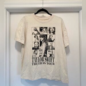 Taylor Swift The Eras Tour T-Shirt Womens size large Merch Band Tee Music